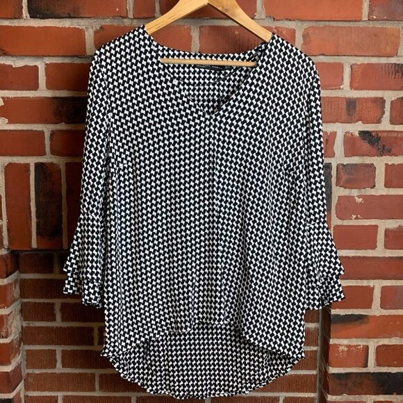 Zara Women V-Neck High  Low Blouse Belle Sleeves Size Small - Picture 2 of 9